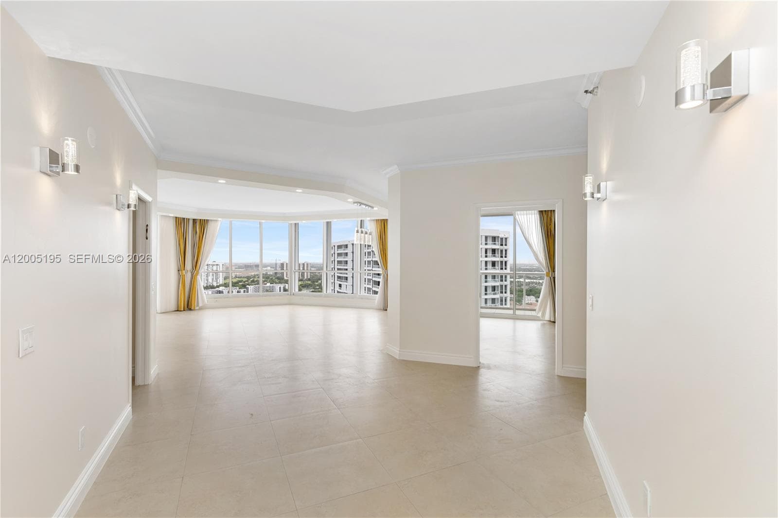 21150 Point PL # 2902, Aventura FL 33180 — 5