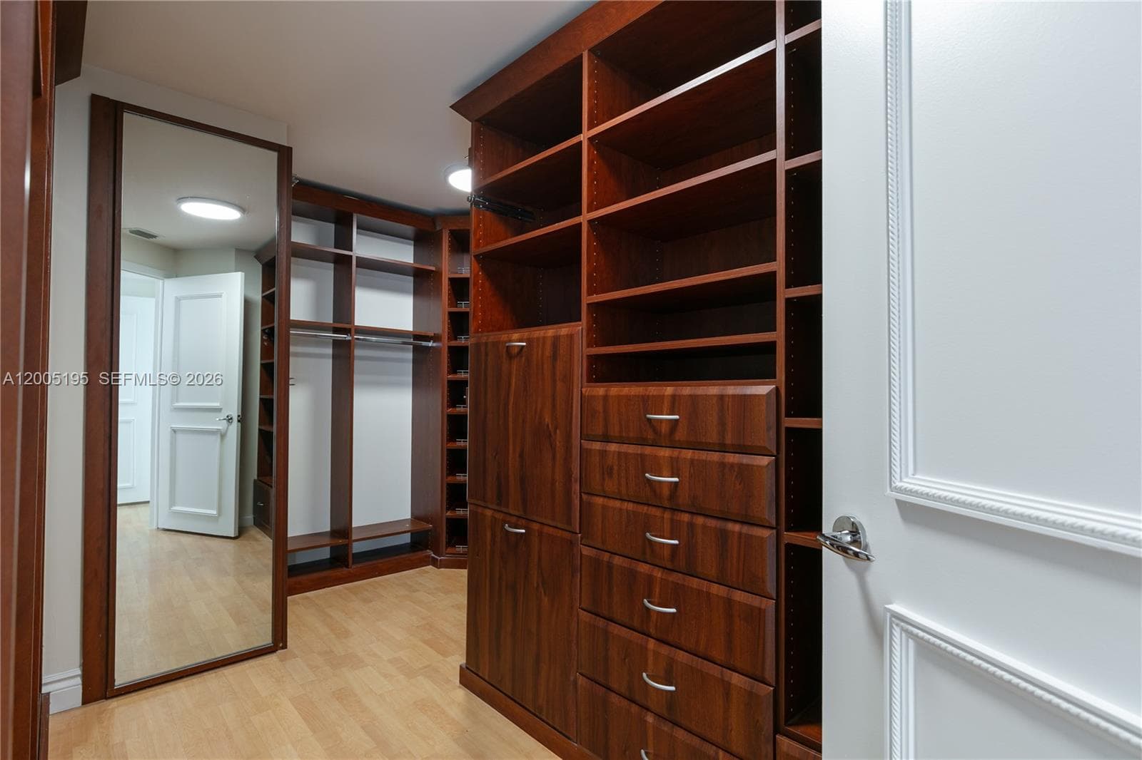 21150 Point PL # 2902, Aventura FL 33180 — 24