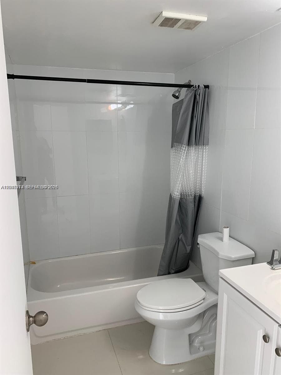 8590 SW 212th St # 210, Cutler Bay FL 33189 — 9