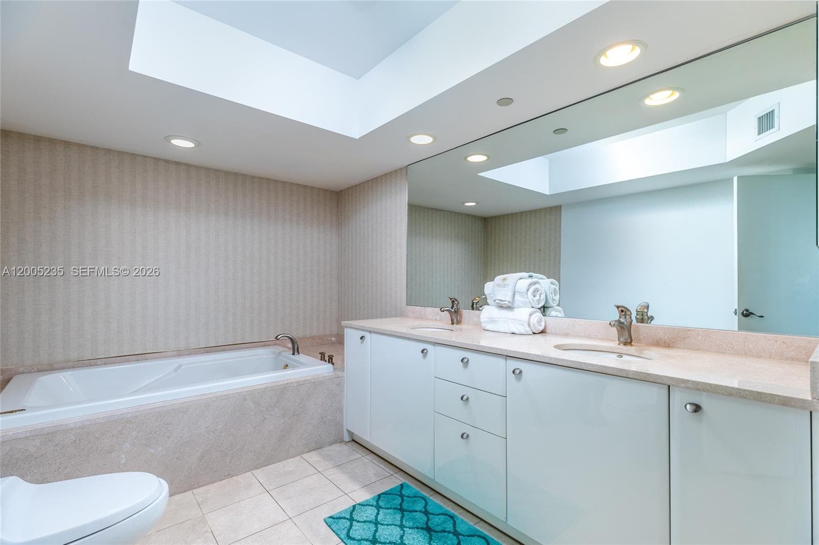 16500 Collins Ave # 655, Sunny Isles Beach FL 33160 — 29