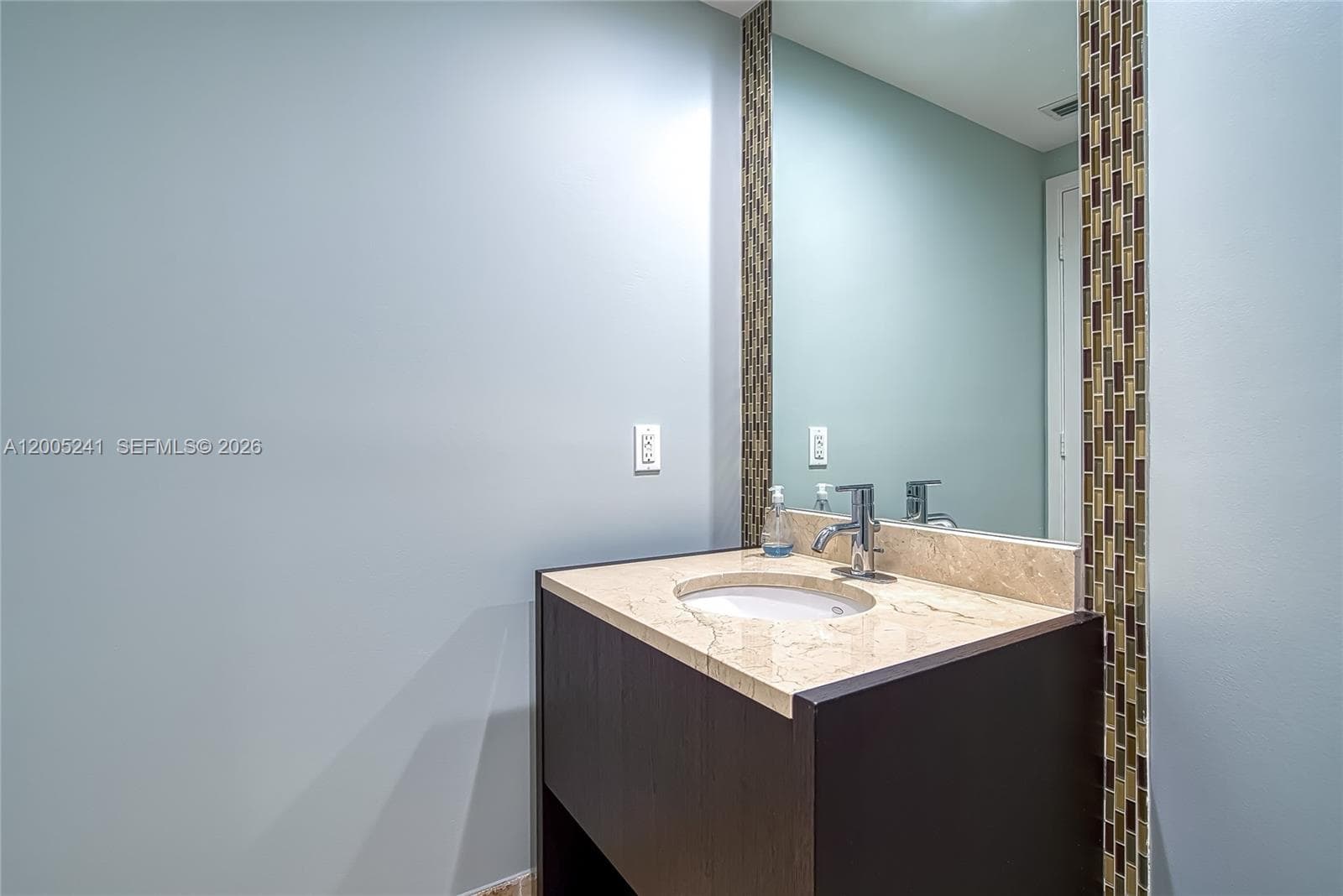 18201 Collins Ave # 1701, Sunny Isles Beach FL 33160 — 16