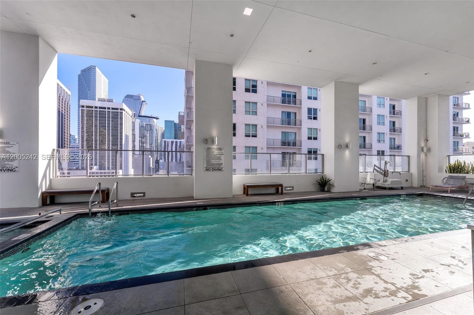 227 NE 2nd St # 2503, Miami FL 33132 — 22