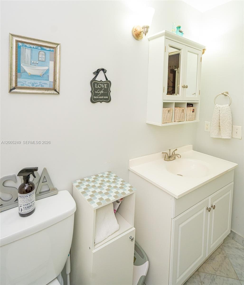 9786 SW 222nd Ter, Cutler Bay FL 33190 — 38