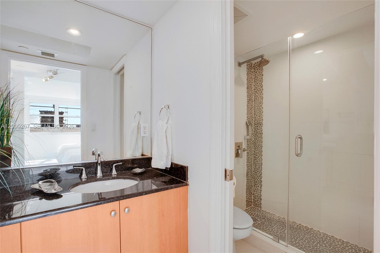 6917 Collins Ave # 820, Miami Beach FL 33141 — 16