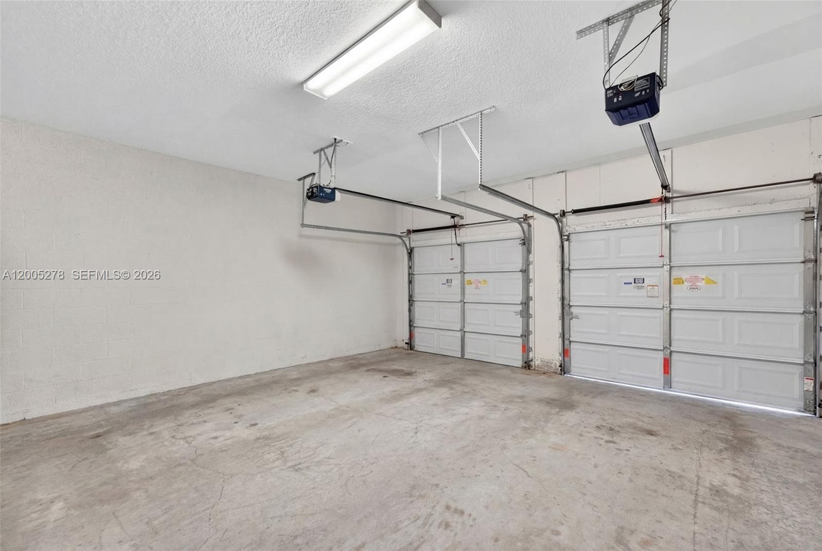19278 NE 6th Ave, Miami FL 33179 — 30
