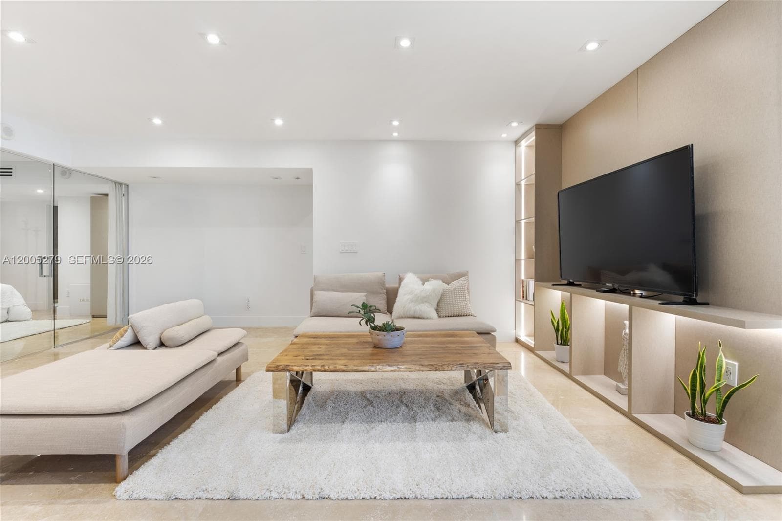 2301 Collins # 1011, Miami Beach FL 33139 — 5