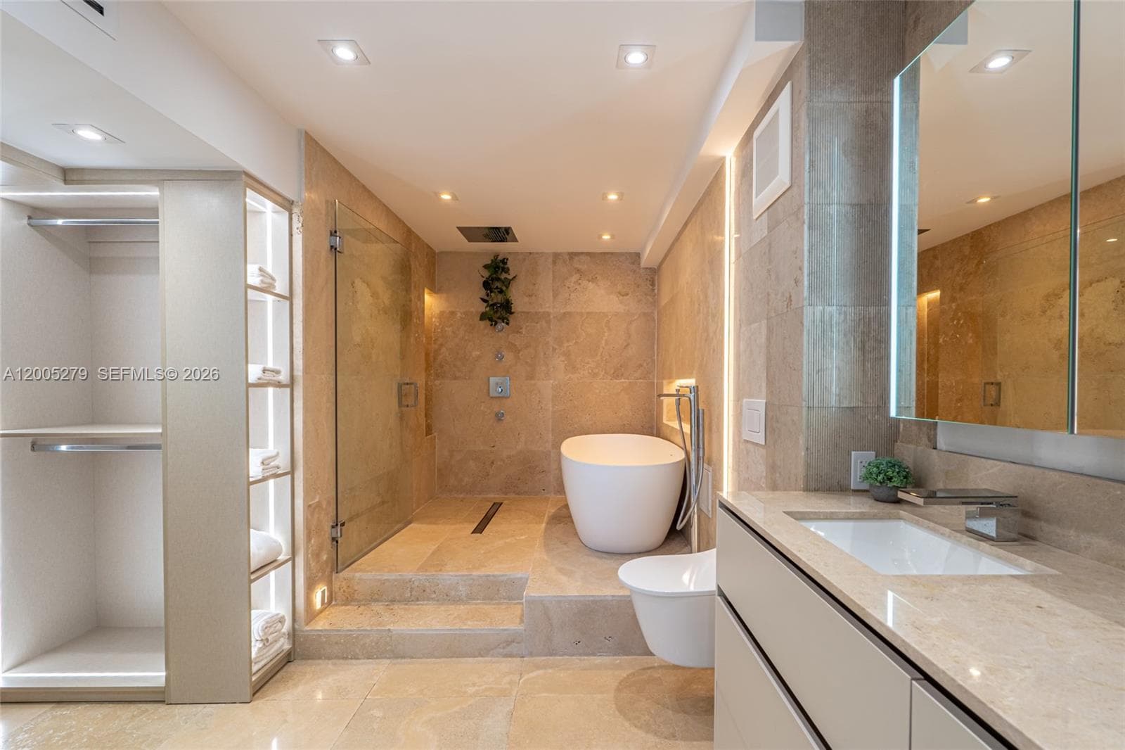 2301 Collins # 1011, Miami Beach FL 33139 — 30