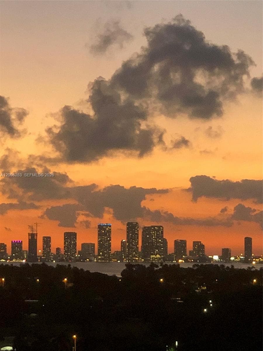 2625 Collins Ave # 1508, Miami Beach FL 33140 — 18