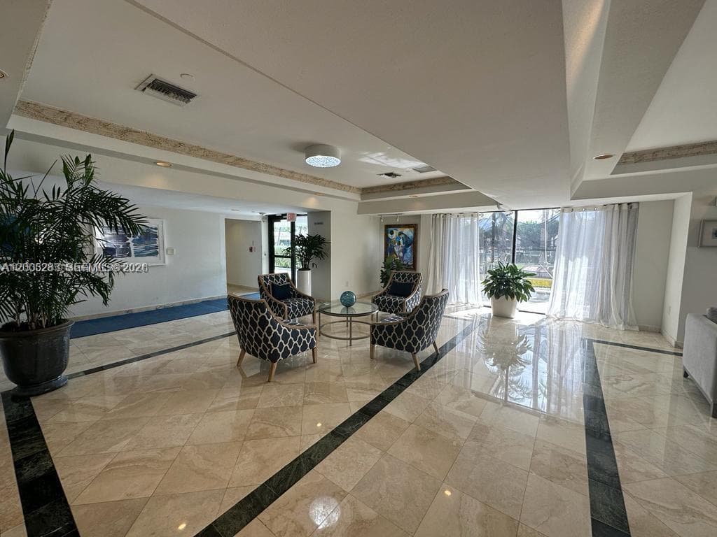 2625 Collins Ave # 1508, Miami Beach FL 33140 — 19