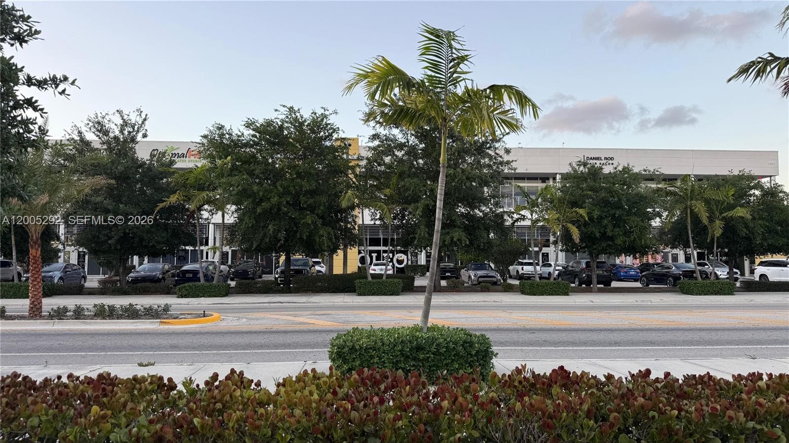 10890 NW 17th St, Sweetwater FL 33172 — 23