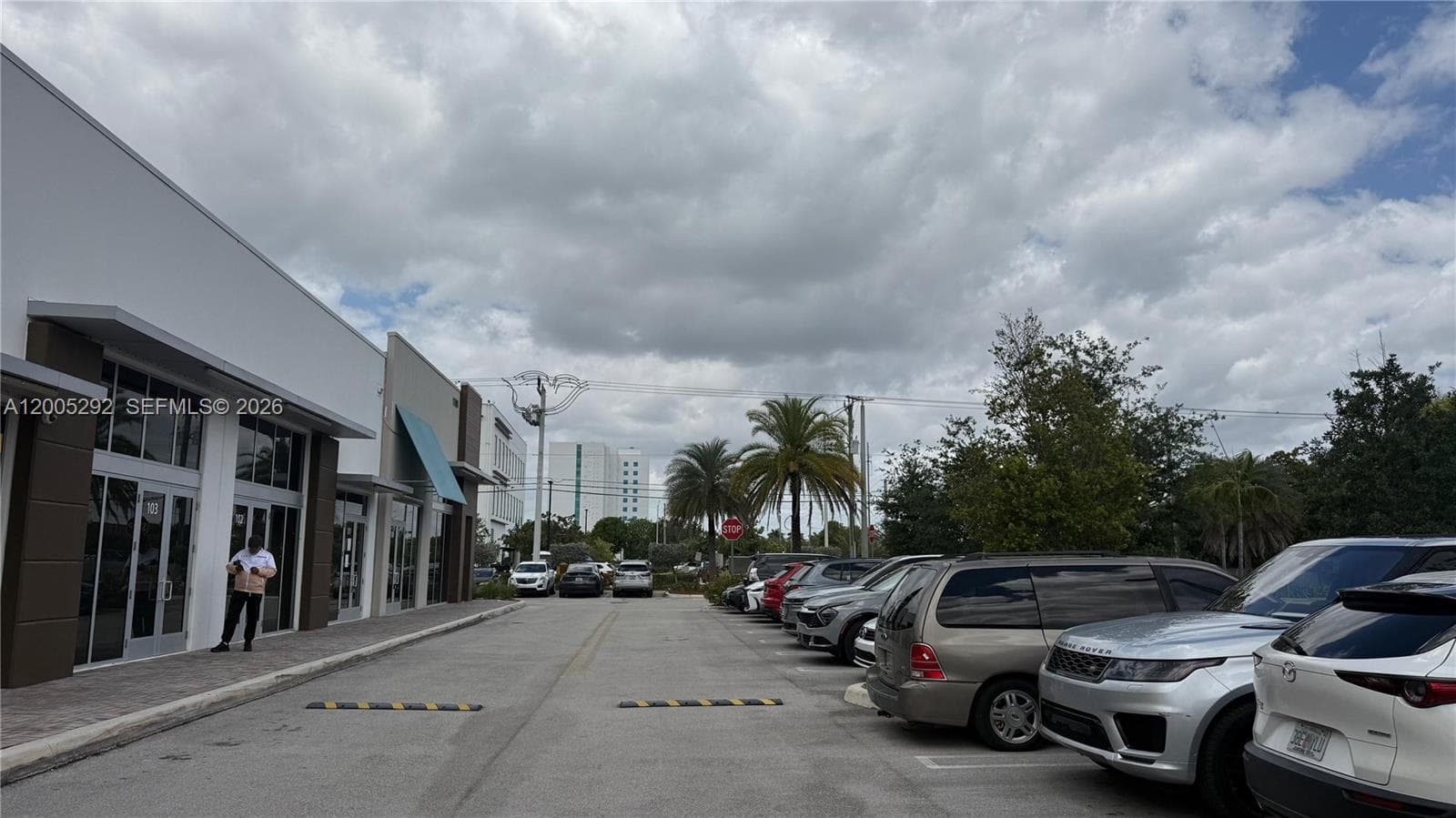 10890 NW 17th St, Sweetwater FL 33172 — 22