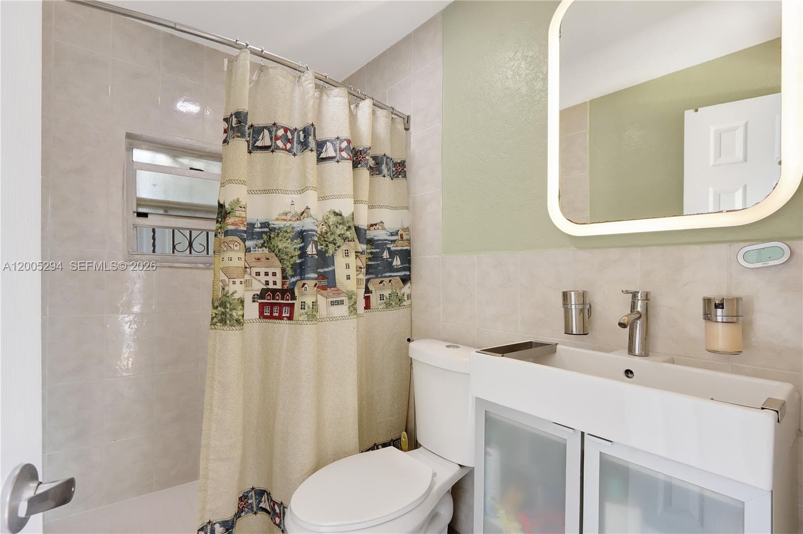 2101 NW 26th St, Miami FL 33142 — 38