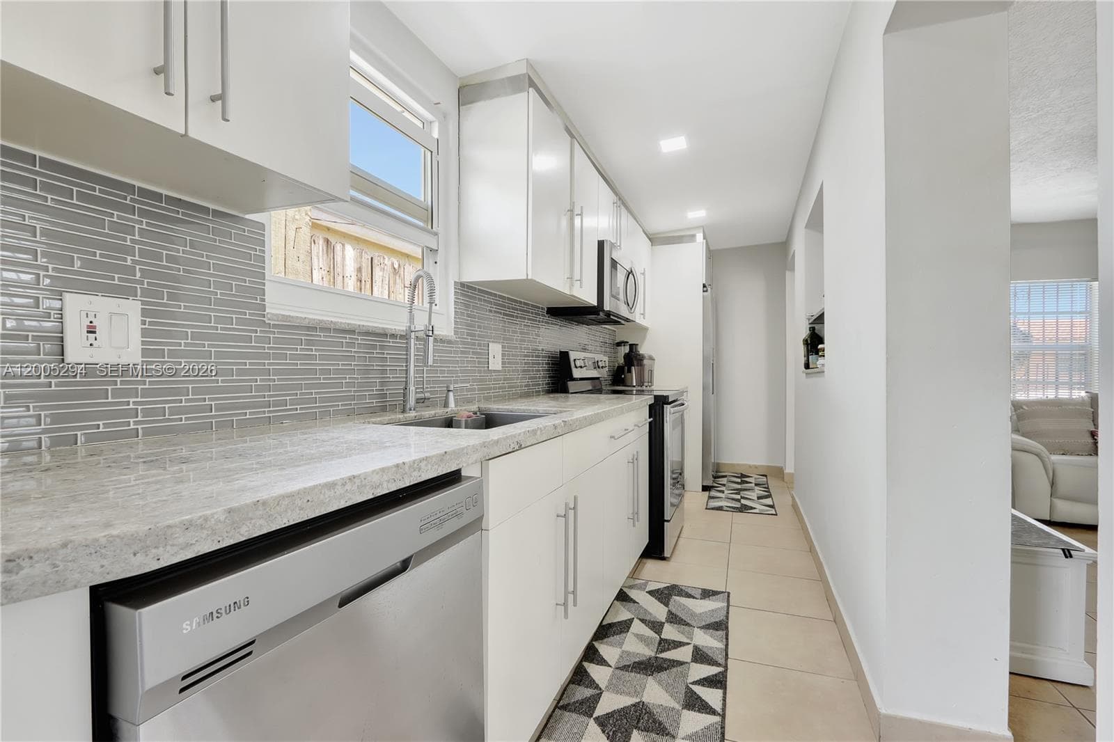2101 NW 26th St, Miami FL 33142 — 33