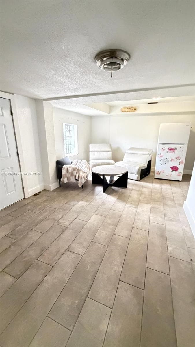 301 NW 37th St, Miami FL 33127 — 4