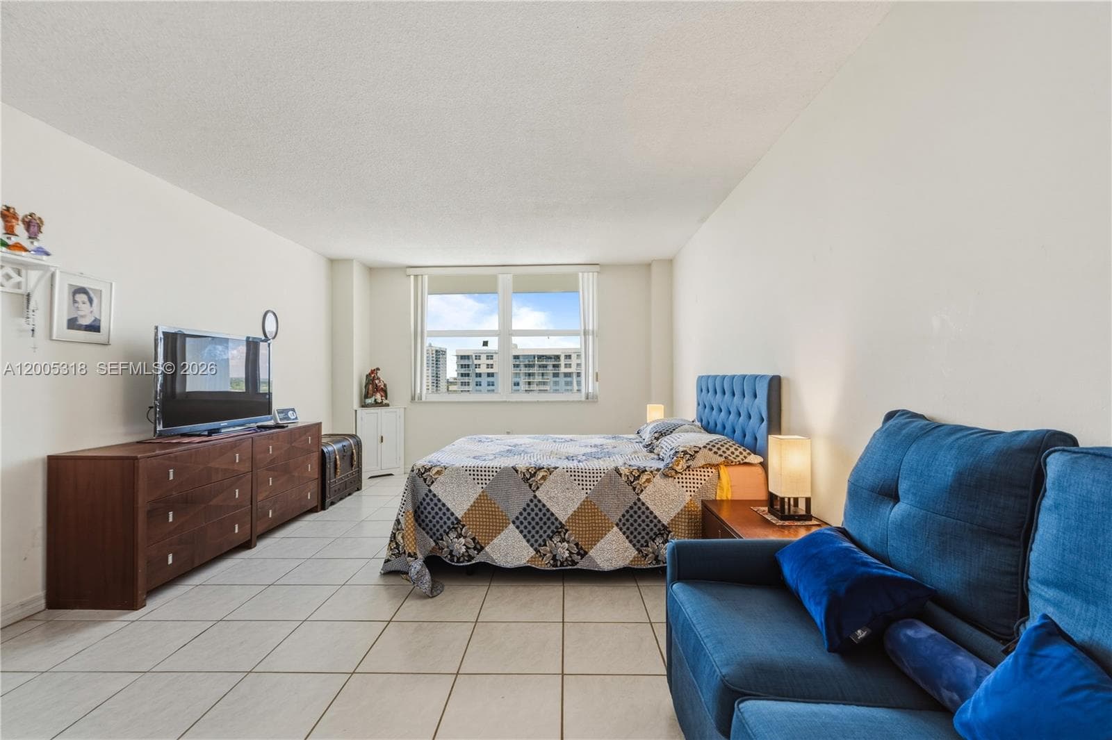2851 NE 183rd St # 2012E, Aventura FL 33160 — 32