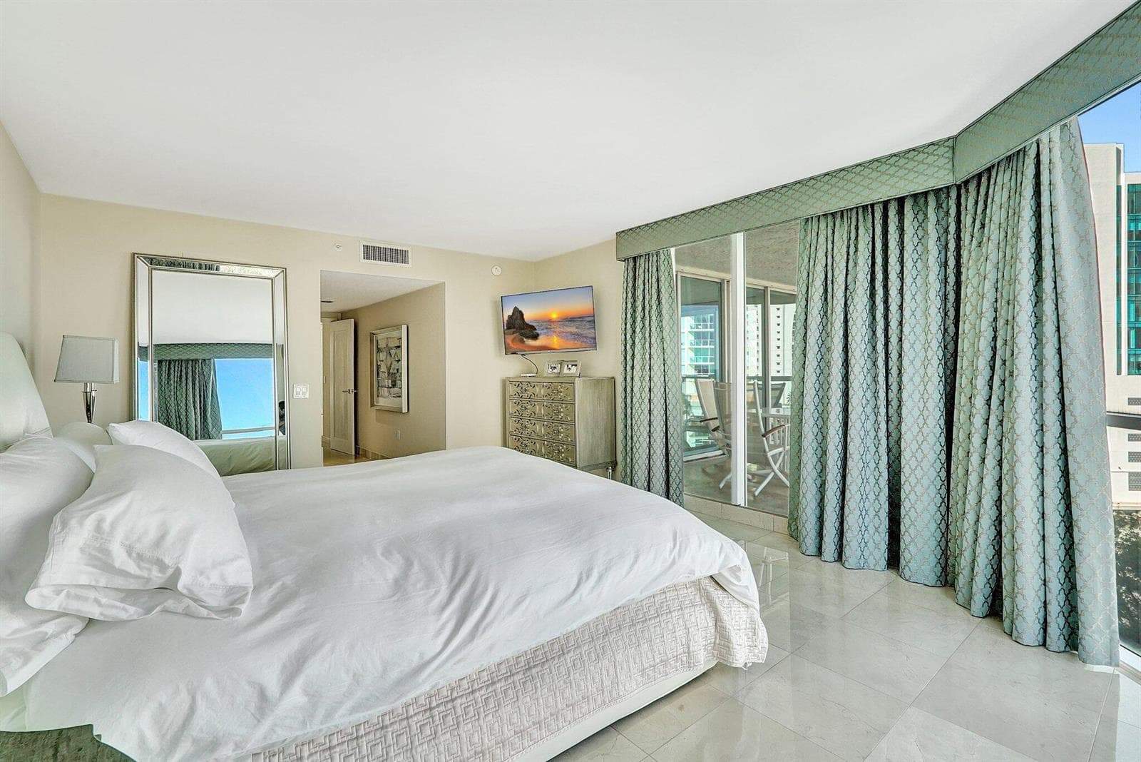16400 Collins Avenue # 641, Sunny Isles Beach FL 33160 — 21