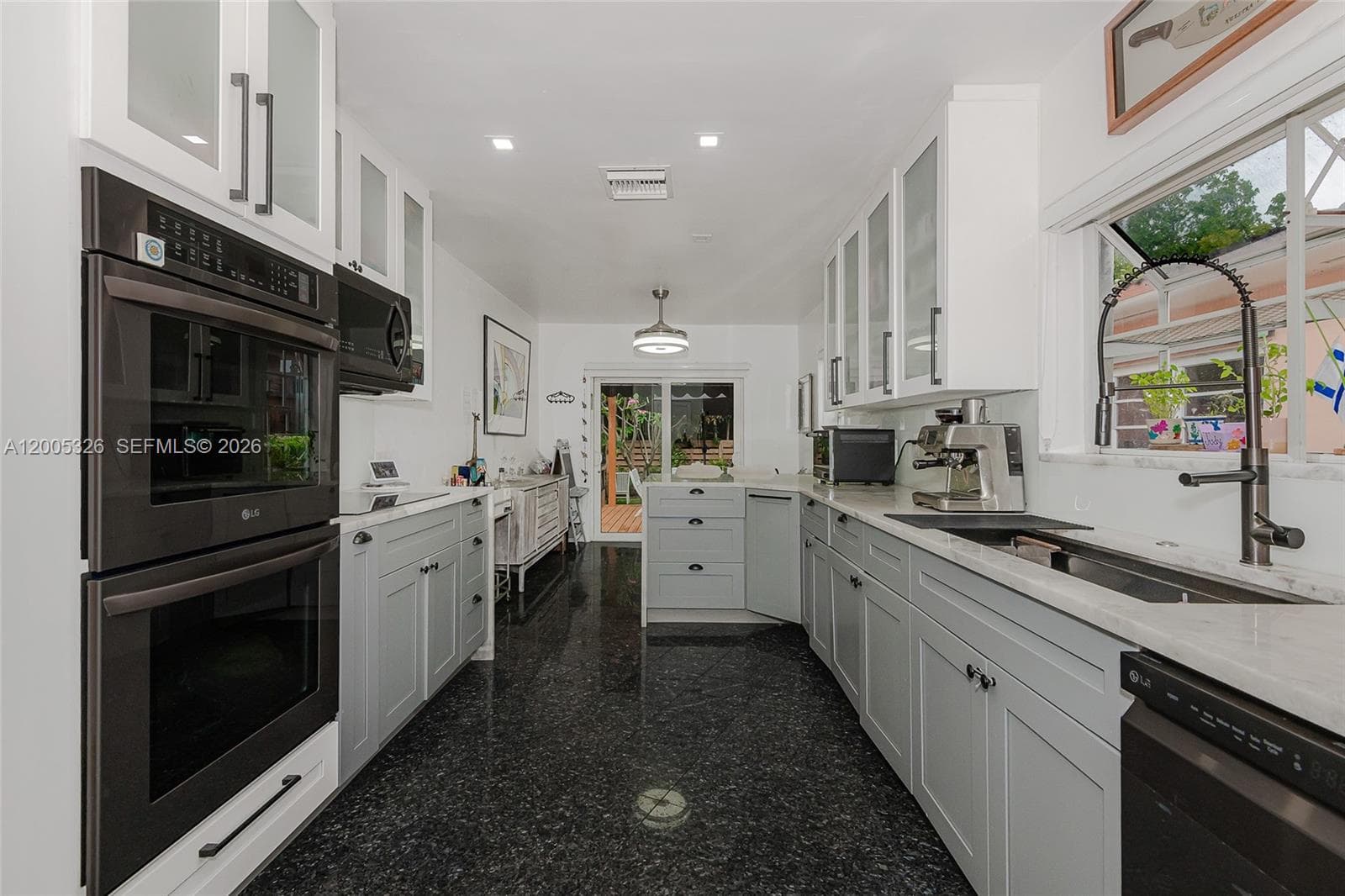 9048 Carlyle Ave, Surfside FL 33154 — 6