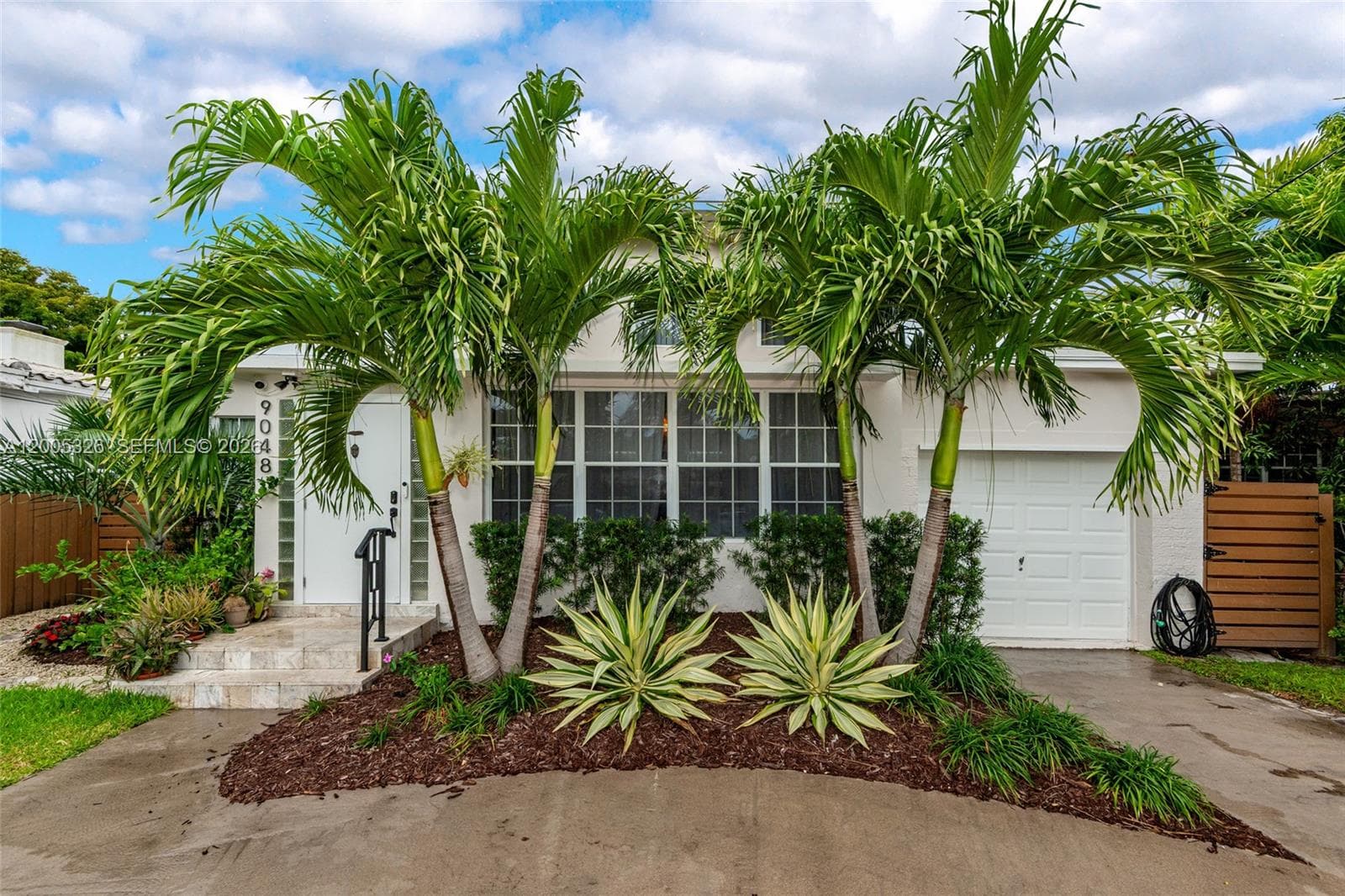 9048 Carlyle Ave, Surfside FL 33154 — 1