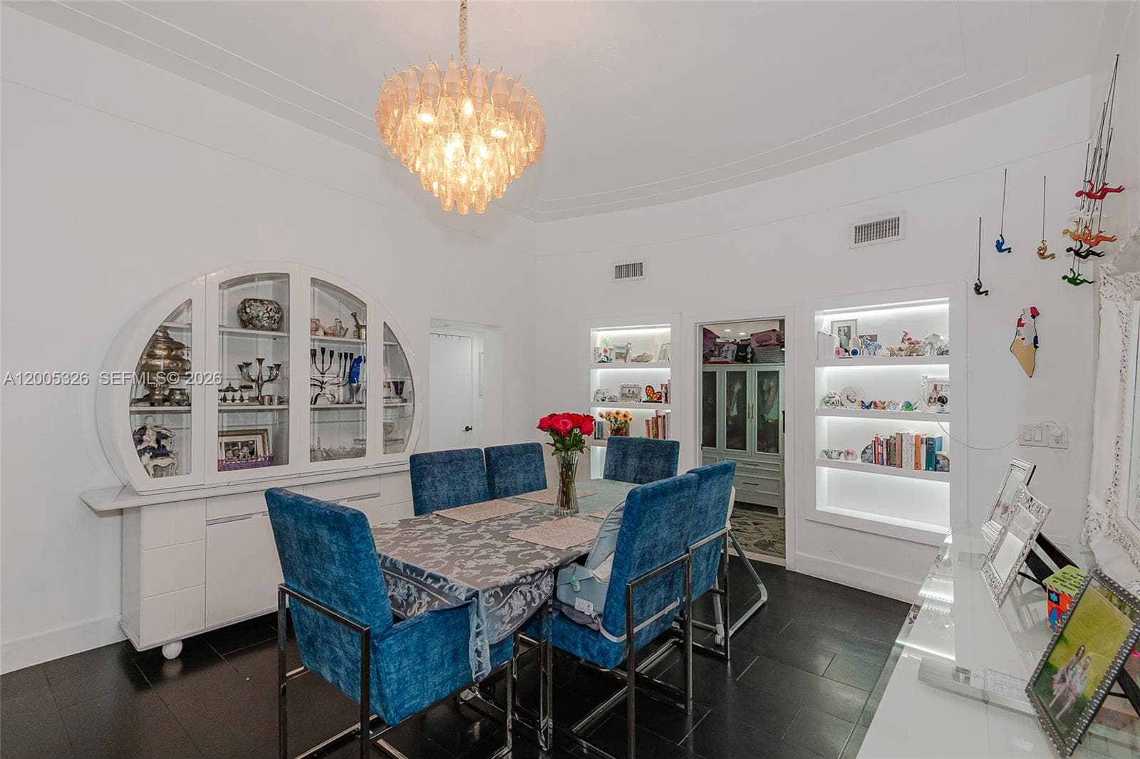 9048 Carlyle Ave, Surfside FL 33154 — 11