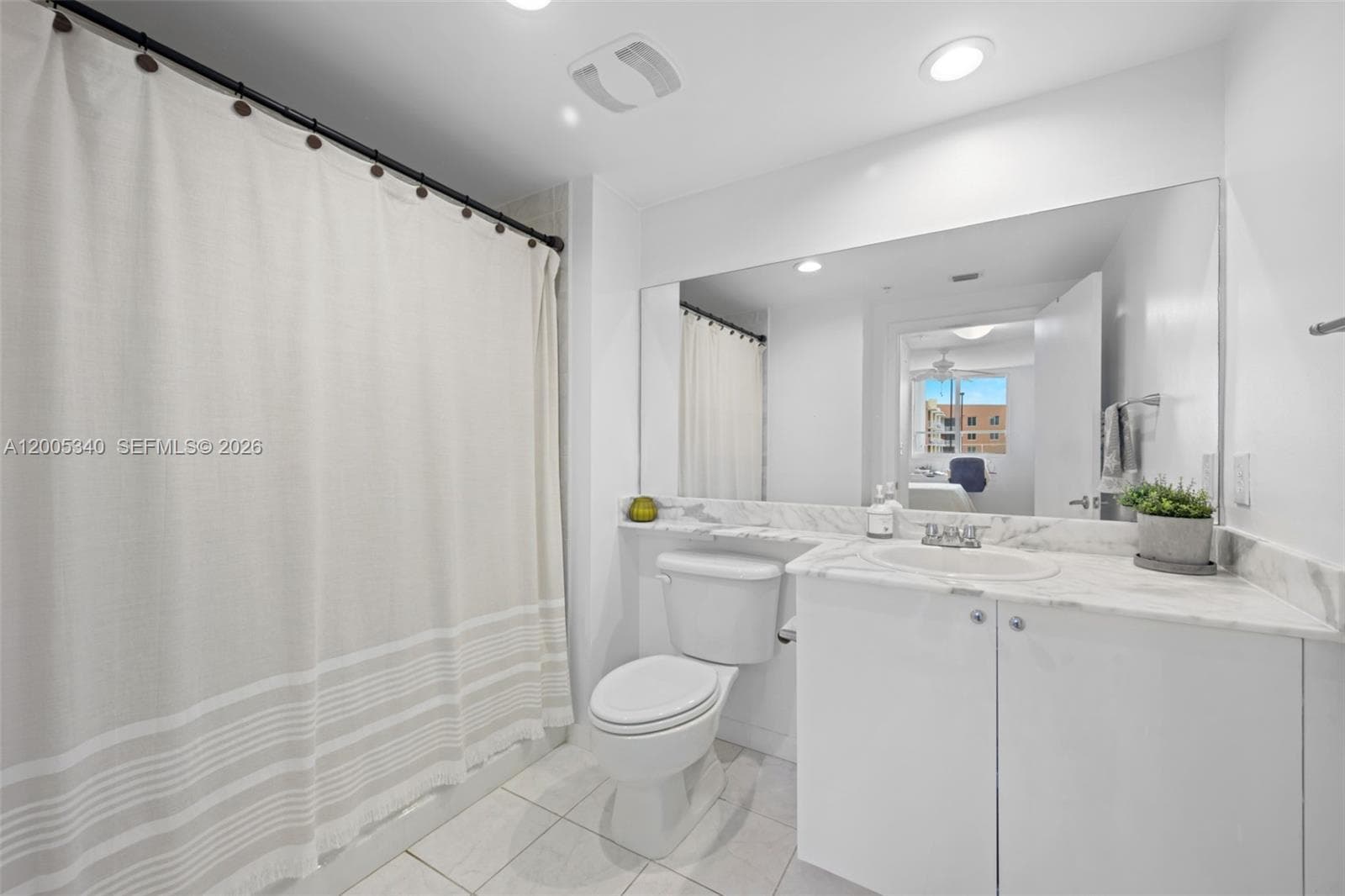18800 NE 29th Ave # 526, Aventura FL 33180 — 19