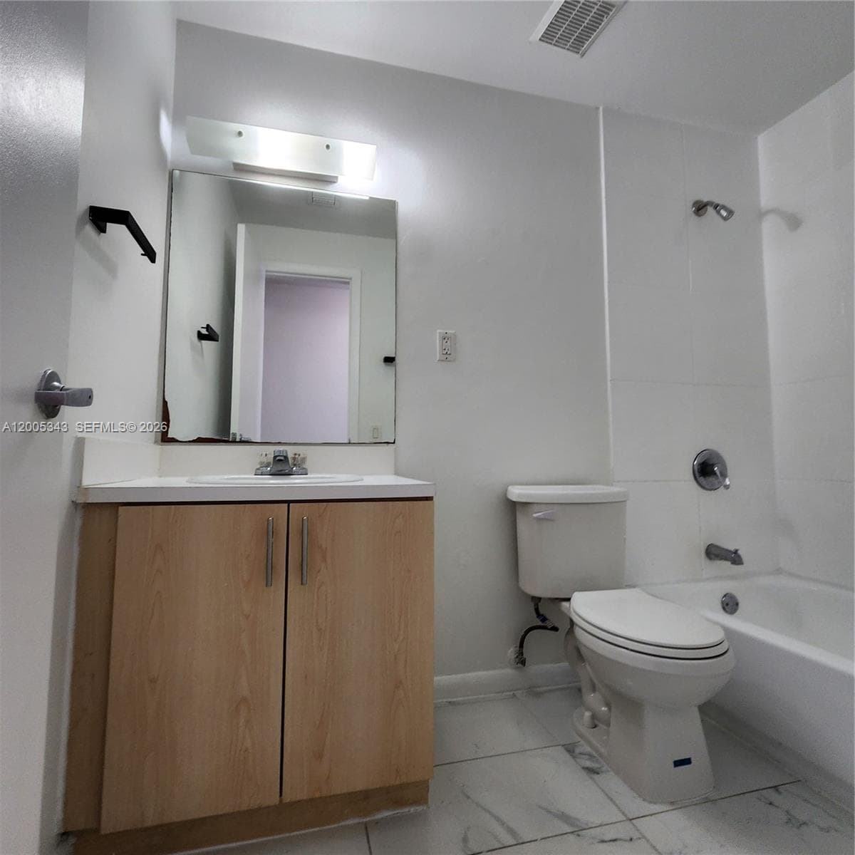 1185 Marseille Dr # 209, Miami Beach FL 33141 — 21