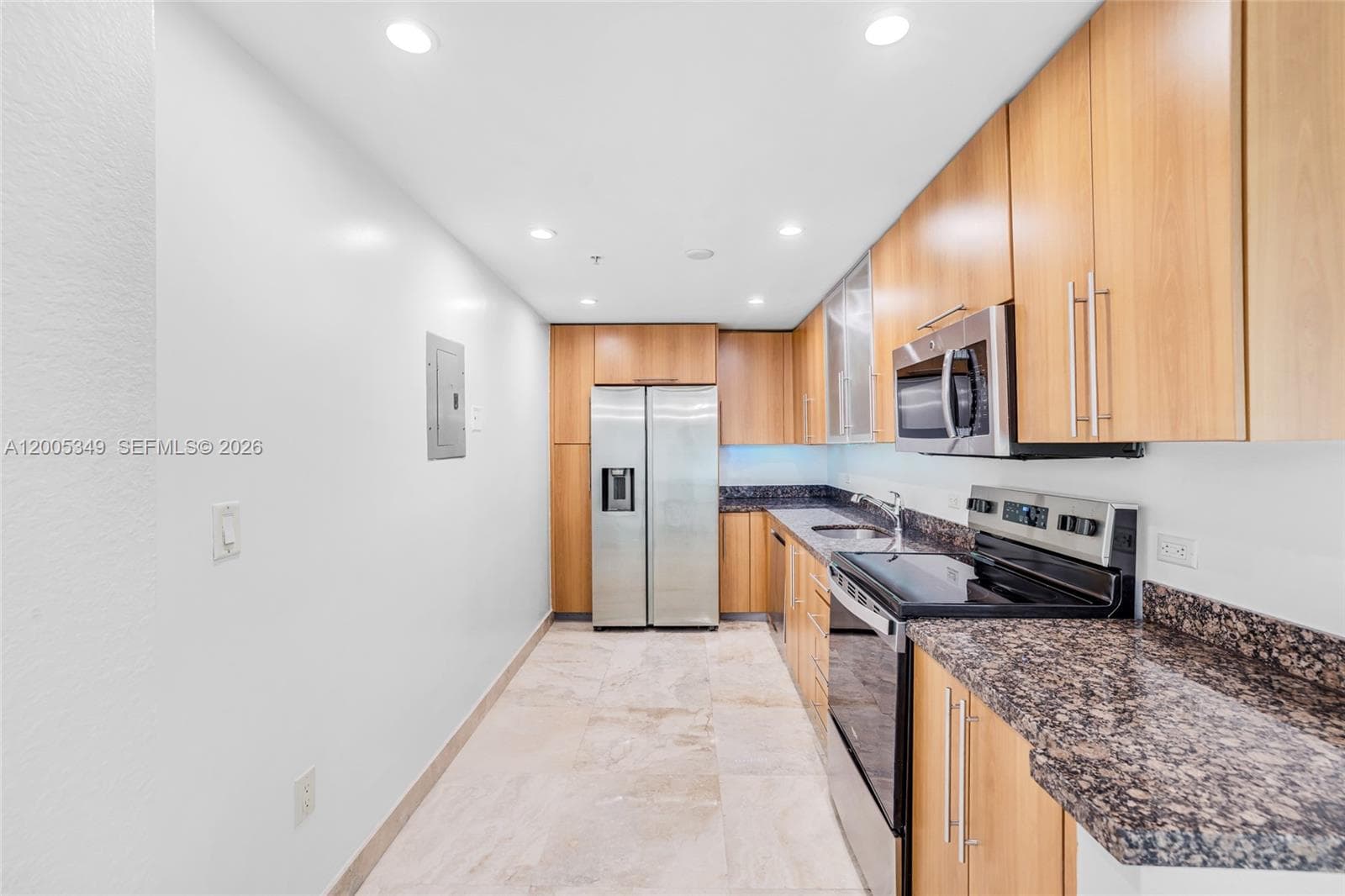 7501 E Treasure Dr # 7M, North Bay Village FL 33141 — 5