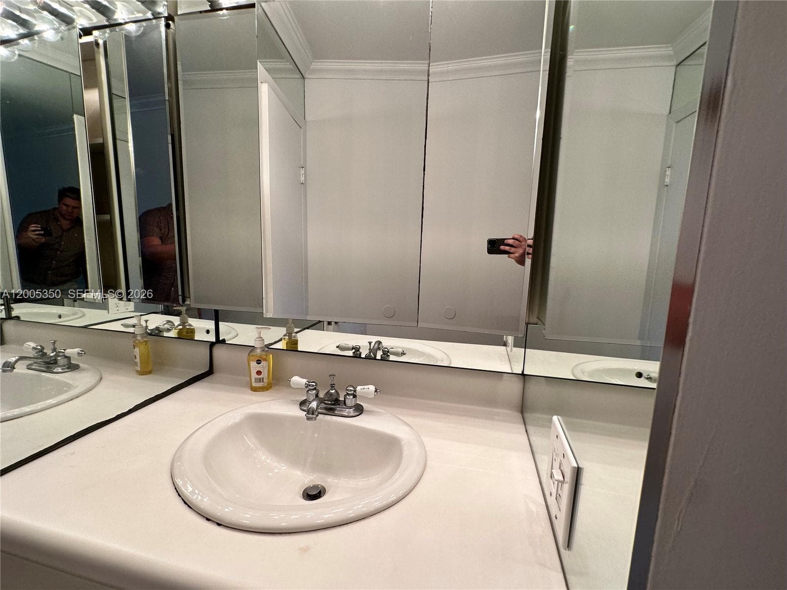 1250 Lincoln Rd # 406, Miami Beach FL 33139 — 36