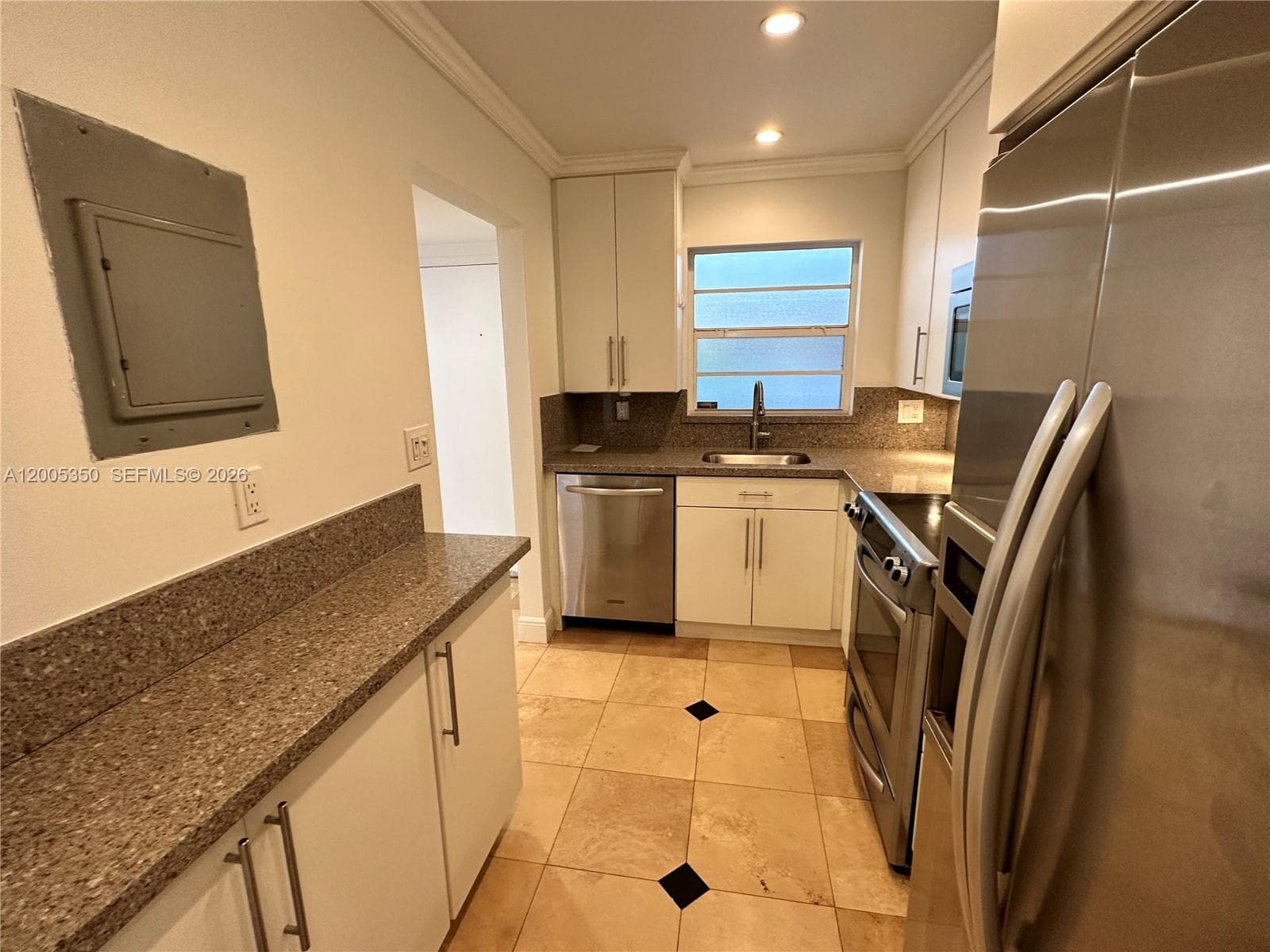 1250 Lincoln Rd # 406, Miami Beach FL 33139 — 15