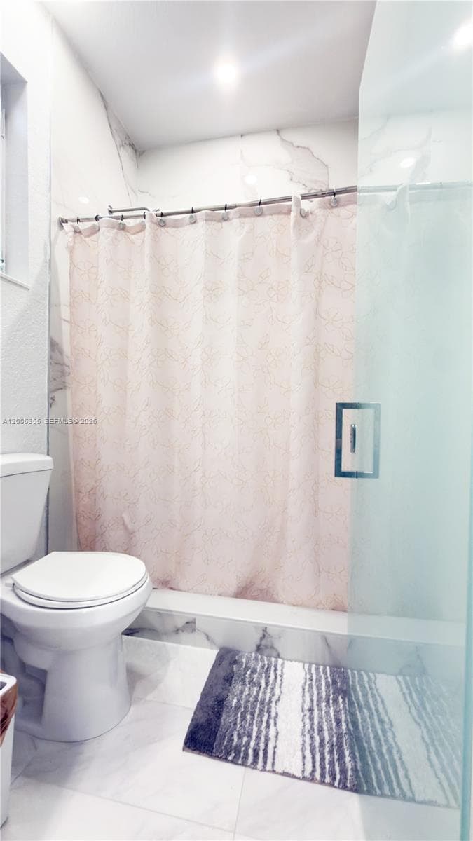2180 SW 152nd Pl, Miami FL 33185 — 37