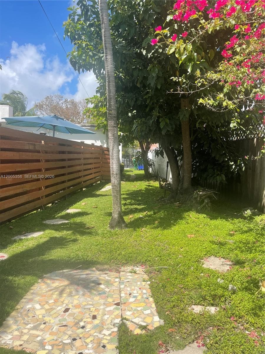 554 NE 74th St # 2, Miami FL 33138 — 26