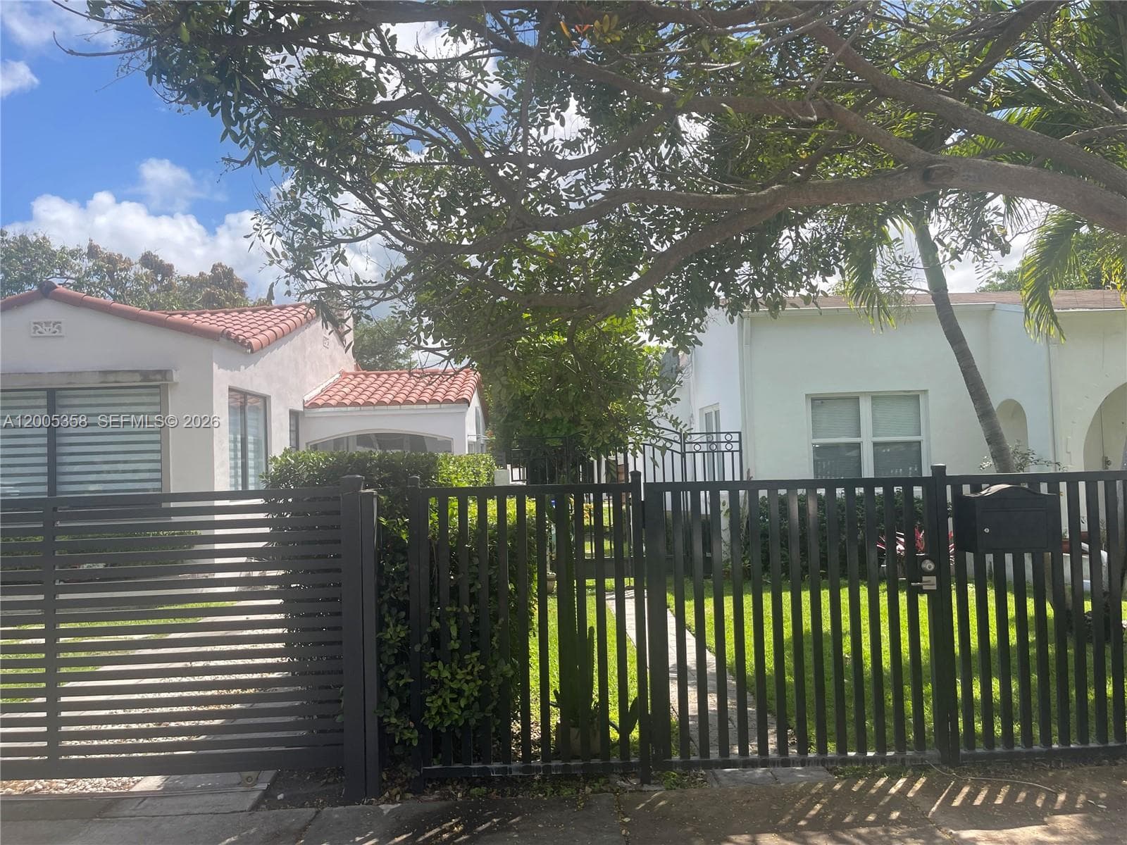 554 NE 74th St # 2, Miami FL 33138 — 1