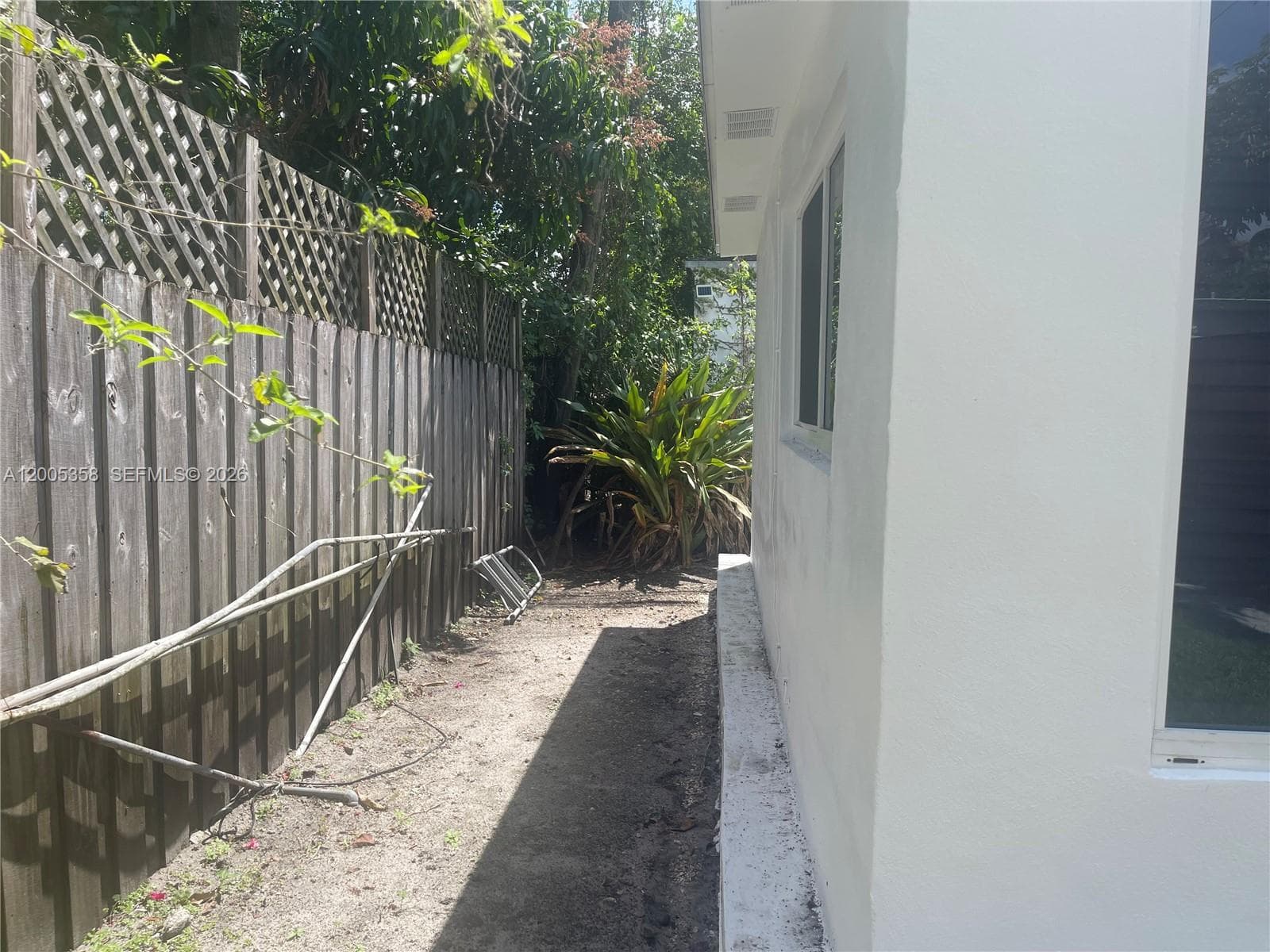 554 NE 74th St # 2, Miami FL 33138 — 30