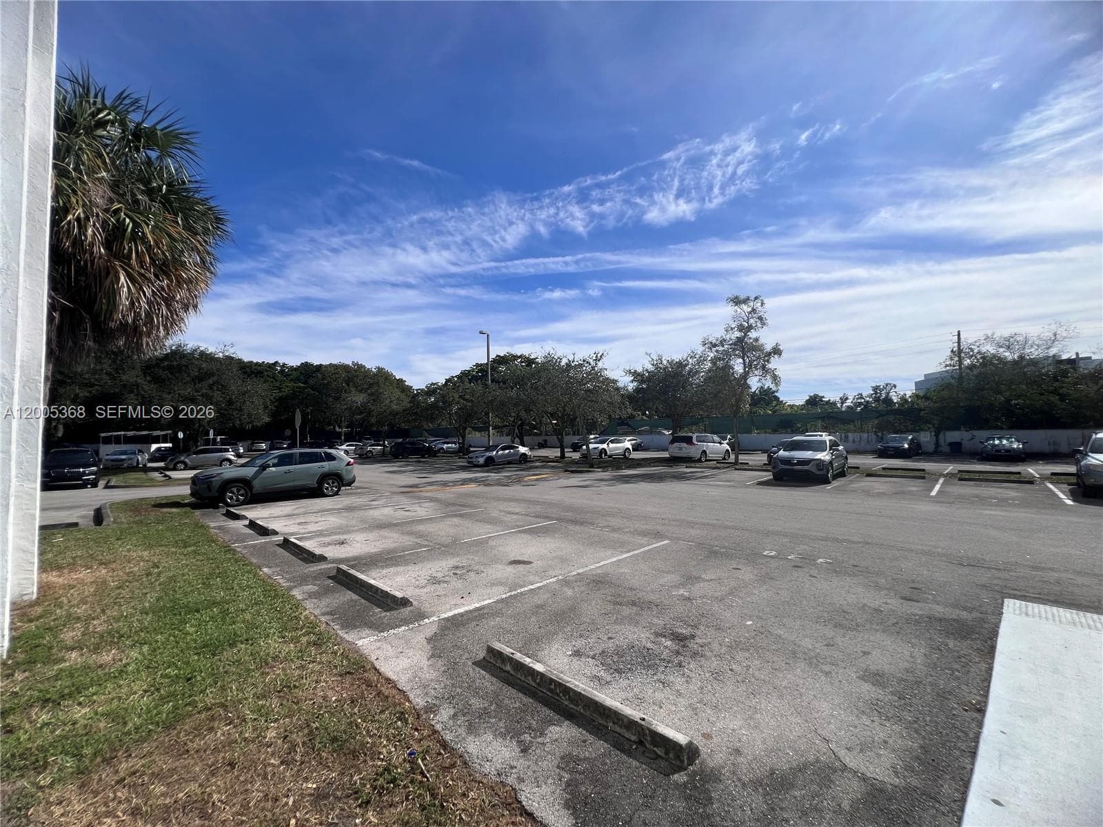 496 NW 165th St Rd # 414, Miami FL 33169 — 14