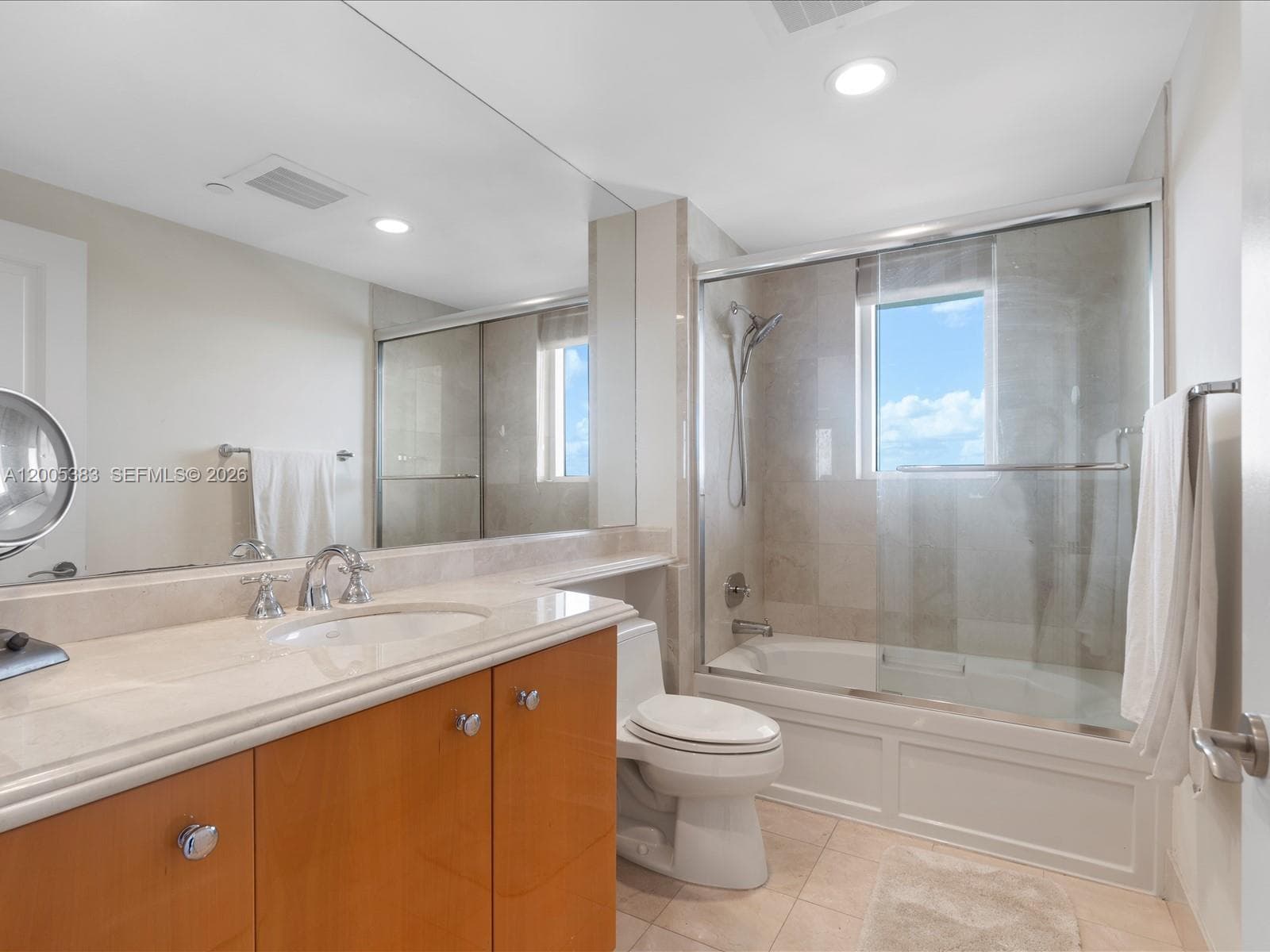 17875 Collins Ave # 3305, Sunny Isles Beach FL 33160 — 19