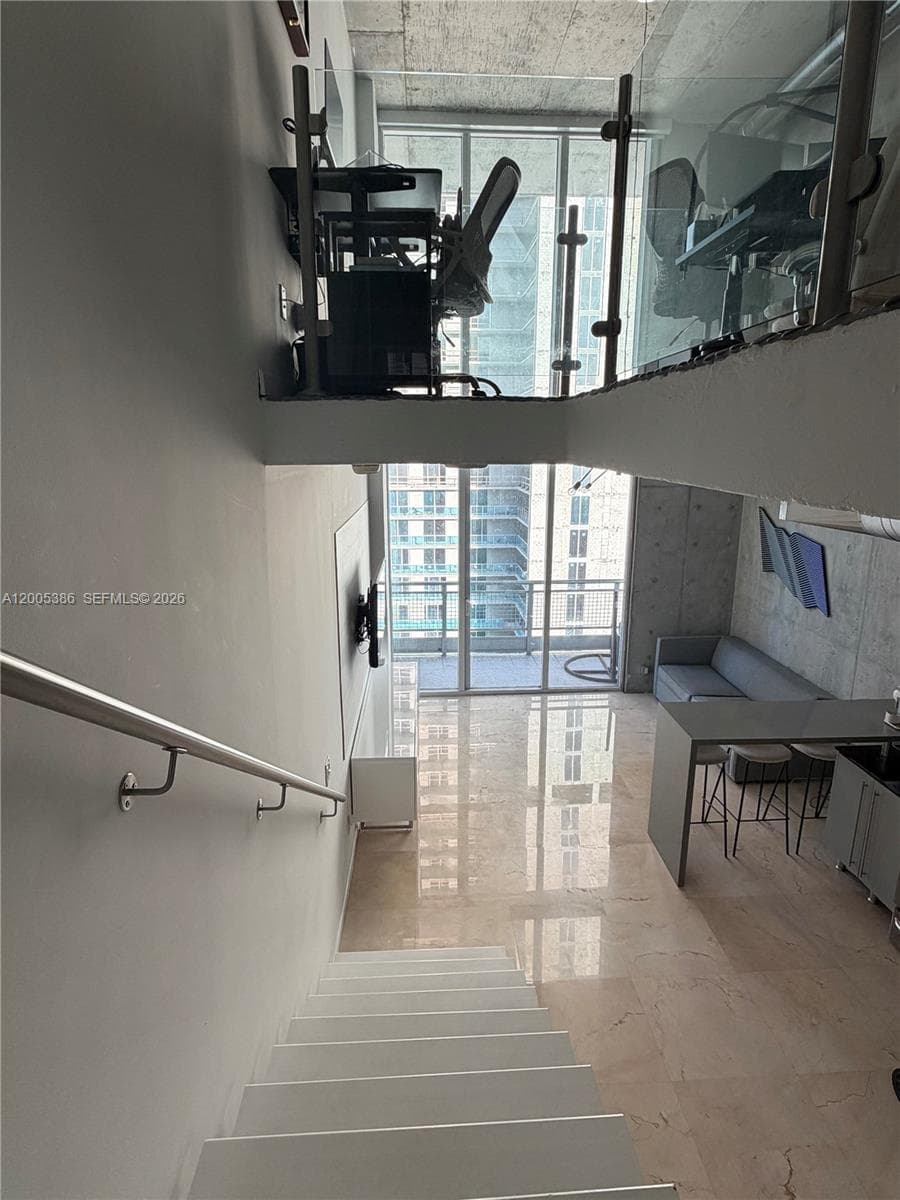 690 SW 1st Ct # 2524, Miami FL 33130 — 16