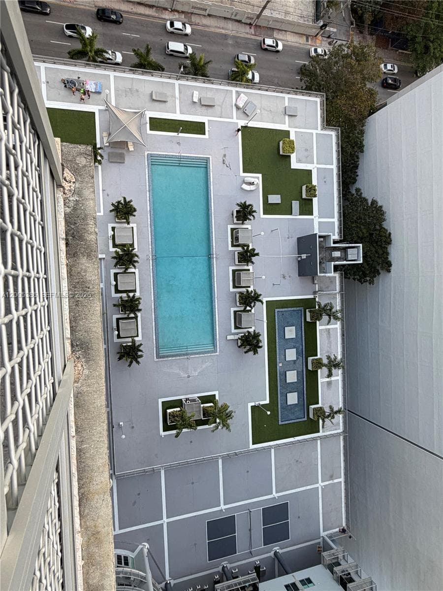 690 SW 1st Ct # 2524, Miami FL 33130 — 38