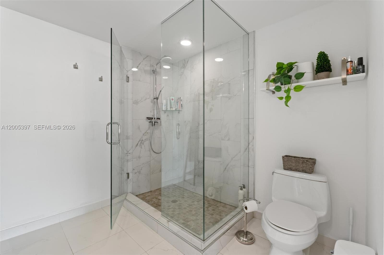 500 Brickell Ave # 1405, Miami FL 33131 — 27