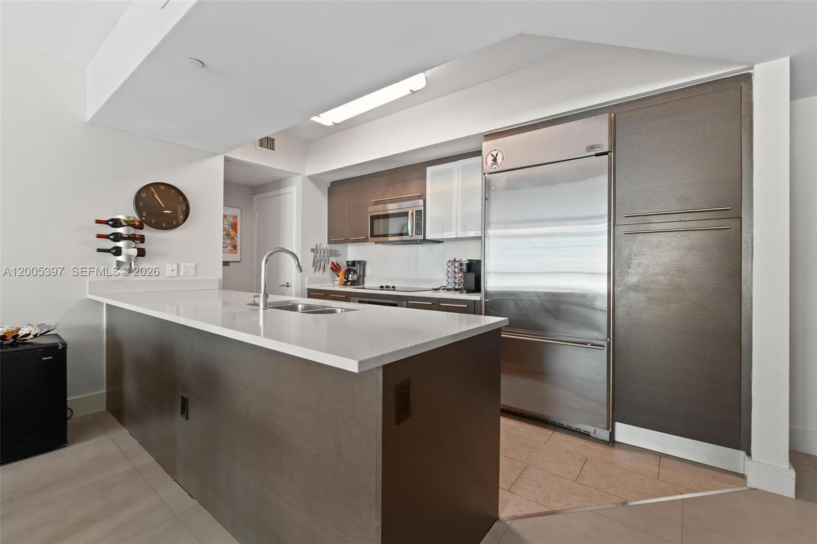 500 Brickell Ave # 1405, Miami FL 33131 — 16