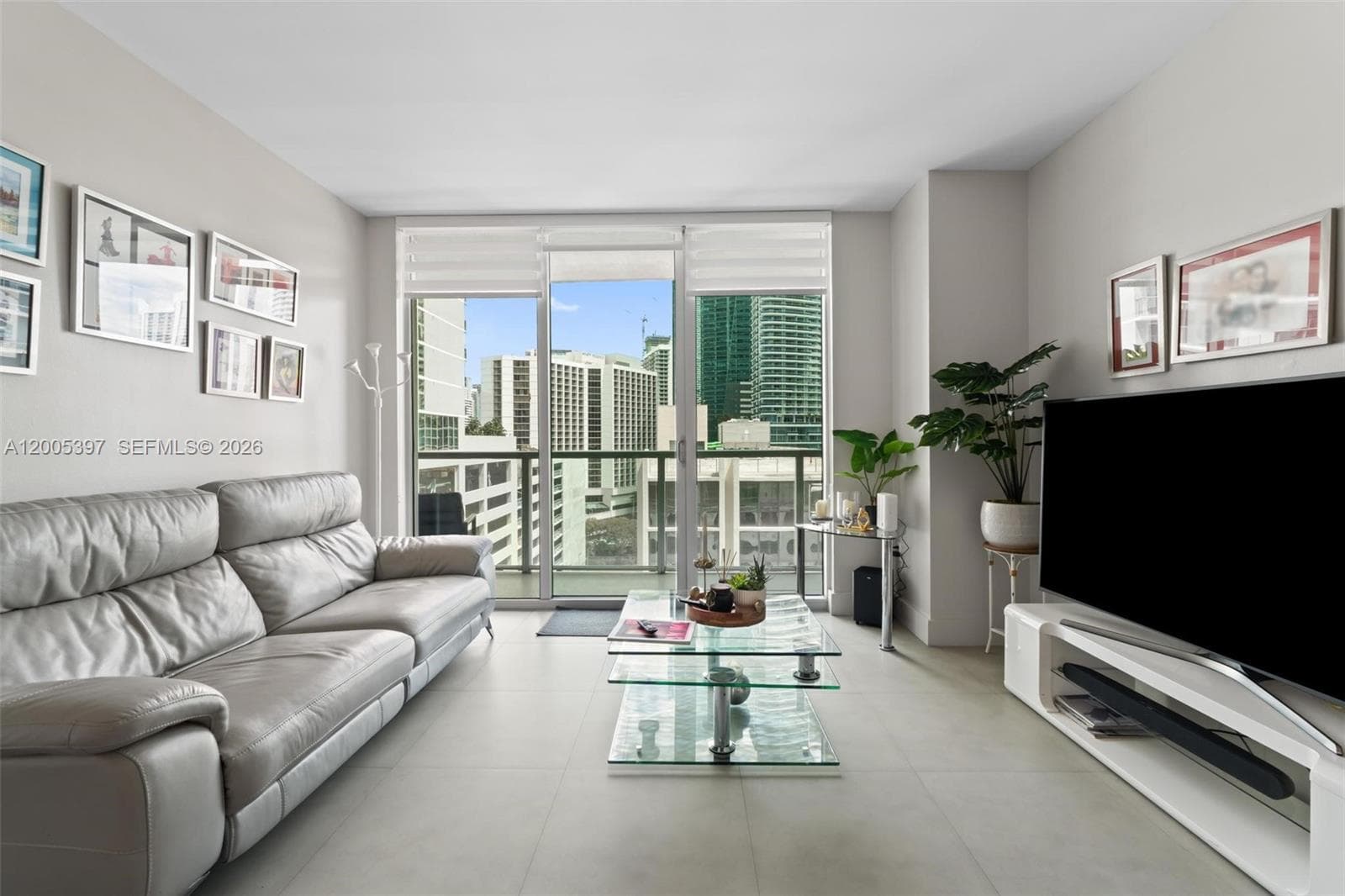 500 Brickell Ave # 1405, Miami FL 33131 — 20