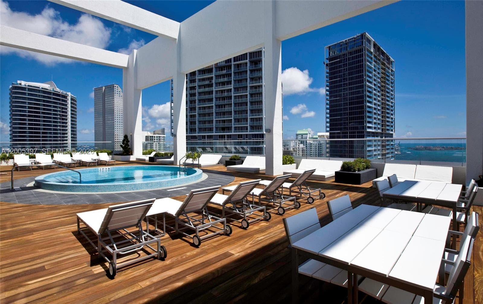 500 Brickell Ave # 1405, Miami FL 33131 — 40