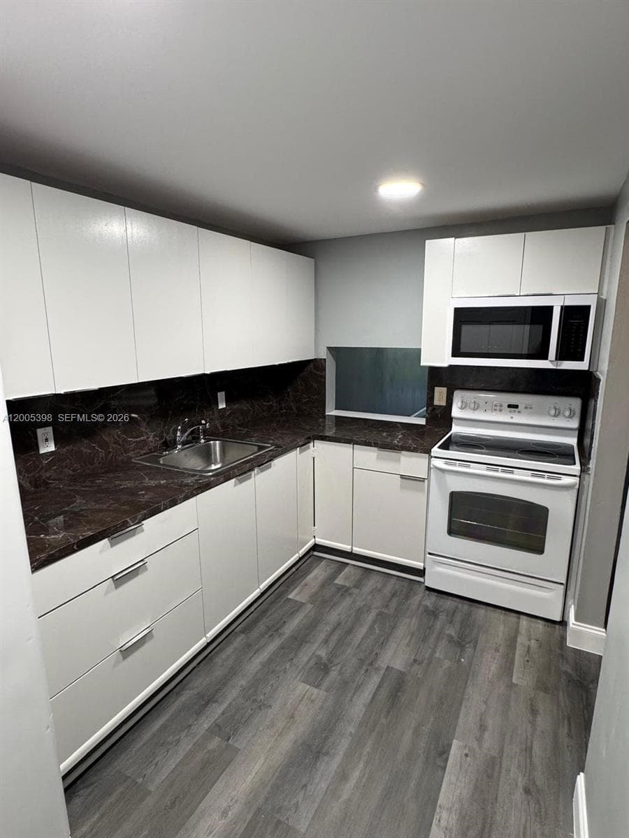 301 NW 177th St # 130, Miami Gardens FL 33169 — 6