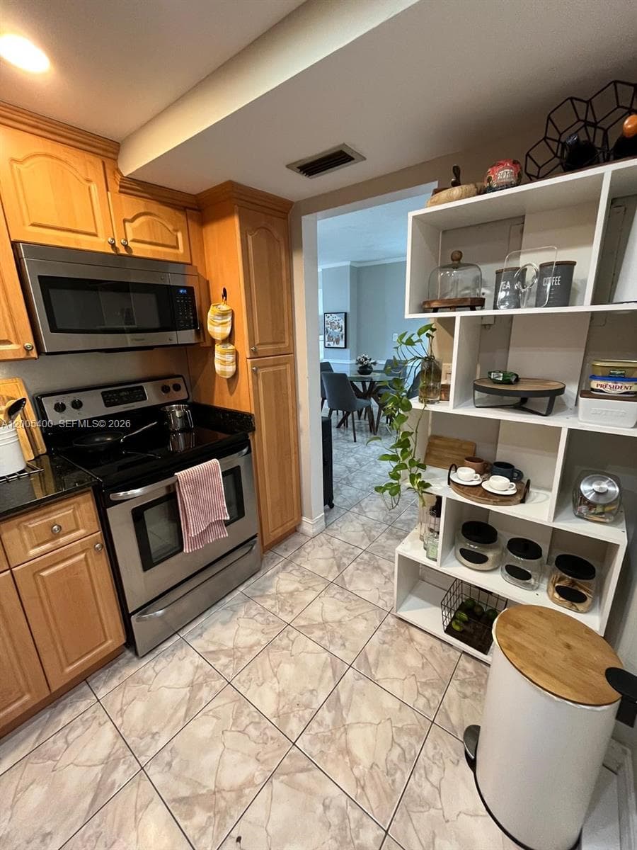 3475 N Country Club Dr # 312, Aventura FL 33180 — 22