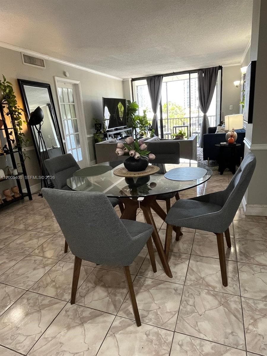 3475 N Country Club Dr # 312, Aventura FL 33180 — 3