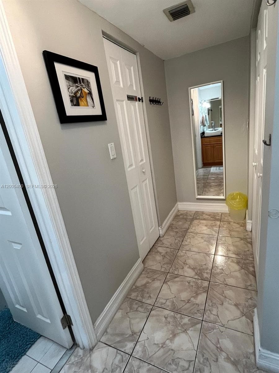 3475 N Country Club Dr # 312, Aventura FL 33180 — 14