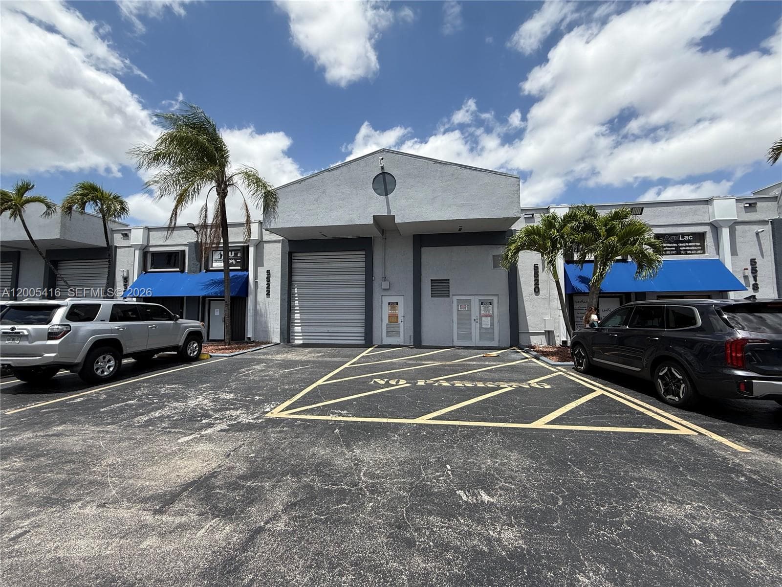 5520-5522 NW 72nd Ave # 5520, Miami FL 33166 — 1