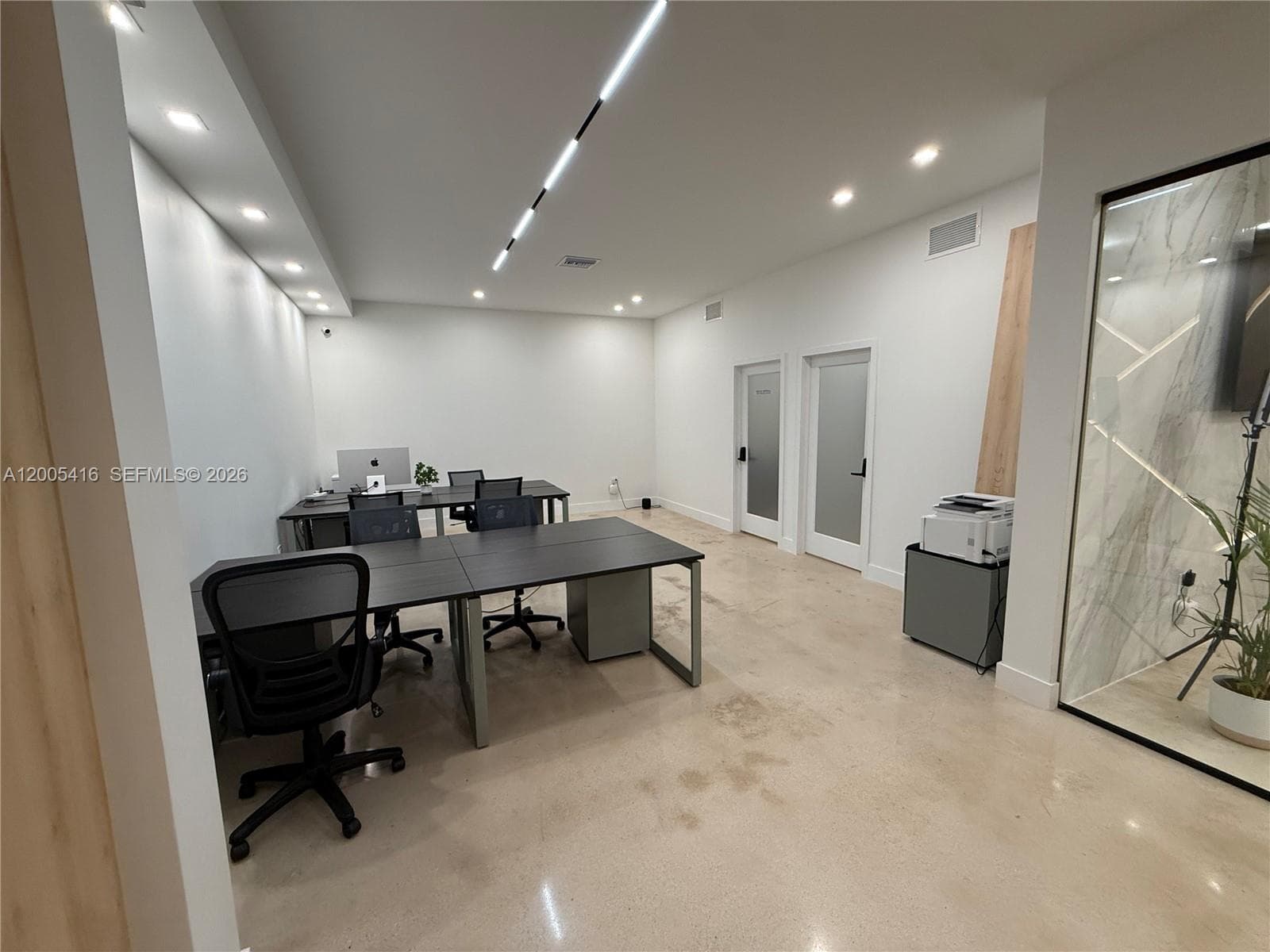 5520-5522 NW 72nd Ave # 5520, Miami FL 33166 — 10