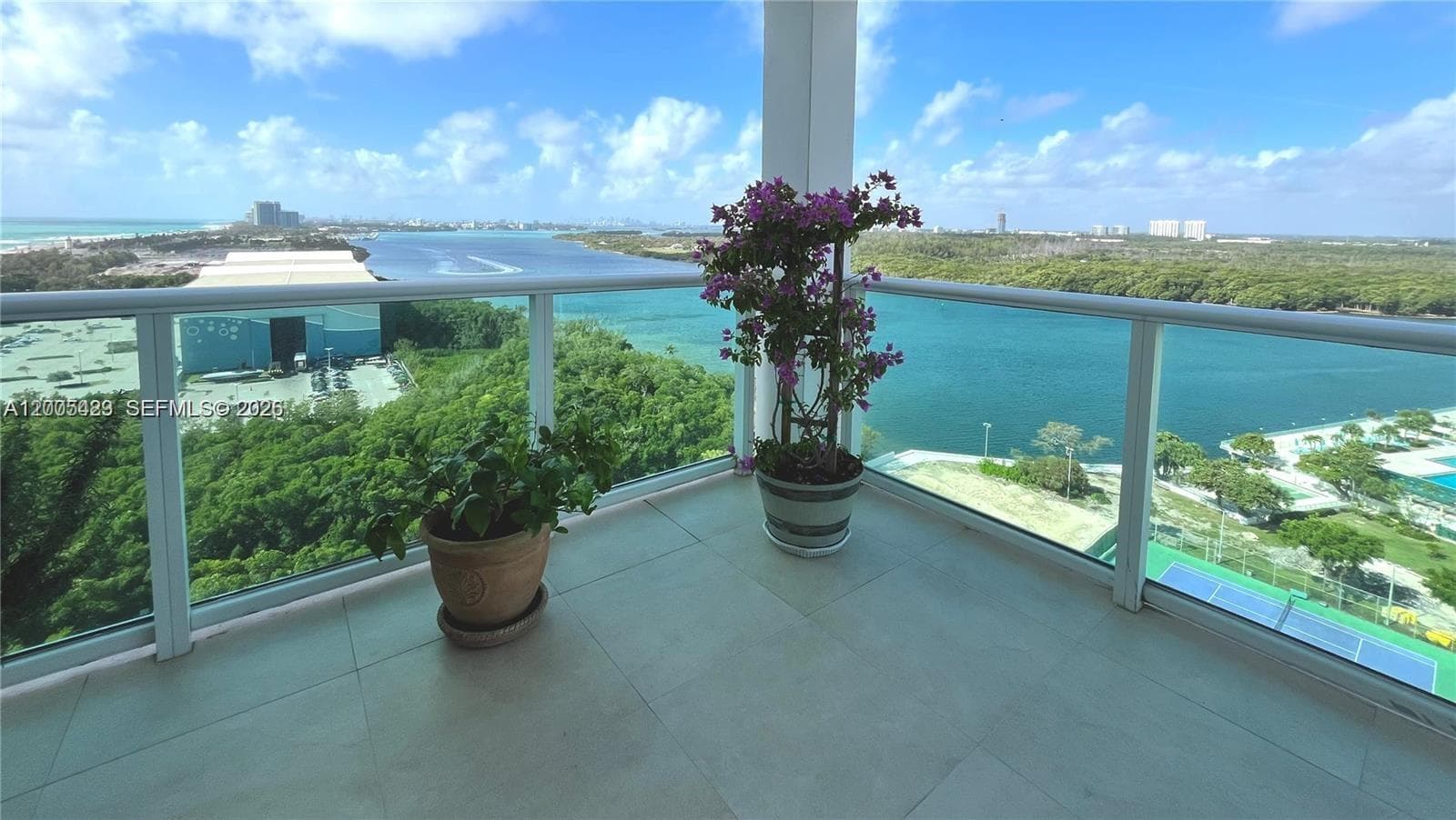 100 Bayview Dr # 1827, Sunny Isles Beach FL 33160 — 1