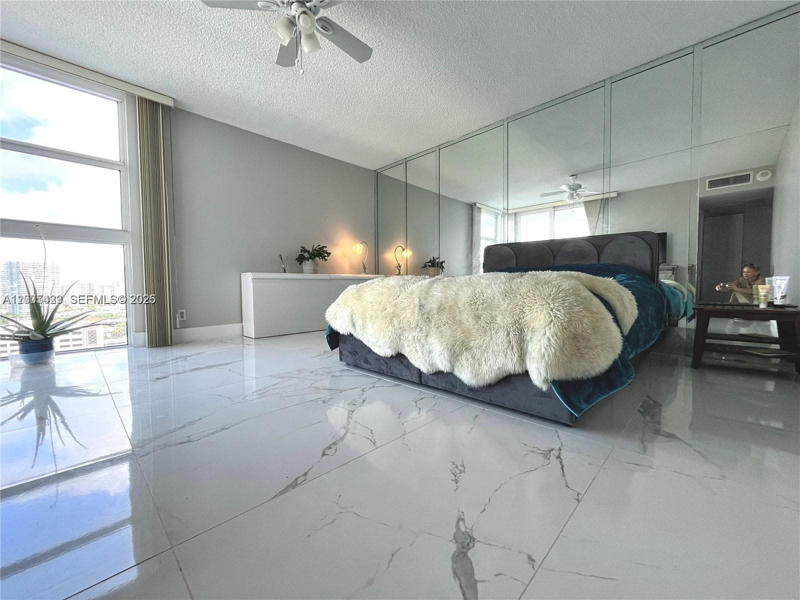100 Bayview Dr # 1827, Sunny Isles Beach FL 33160 — 18
