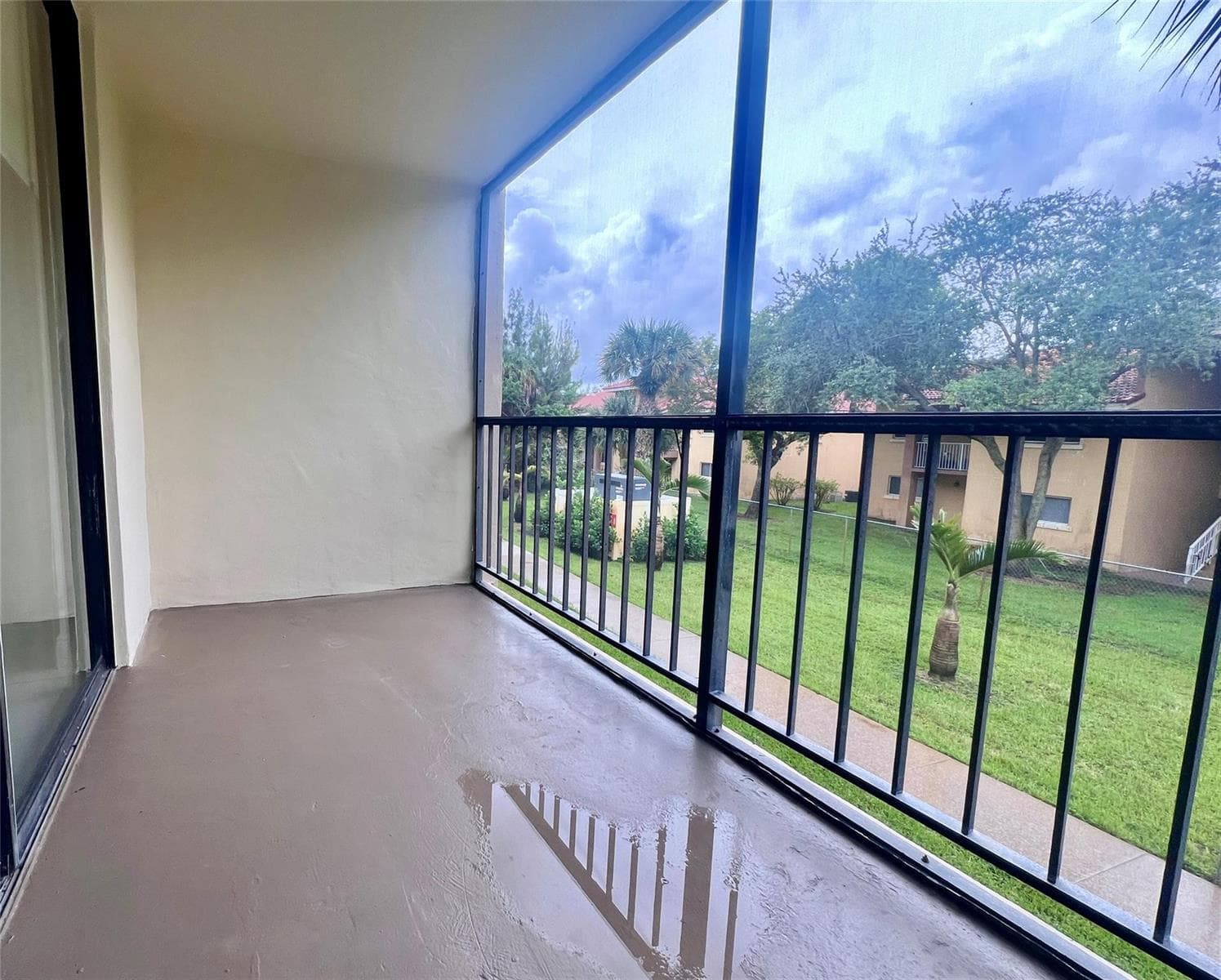 17350 NW 68th Avenue # 403, Hialeah FL 33015 — 8