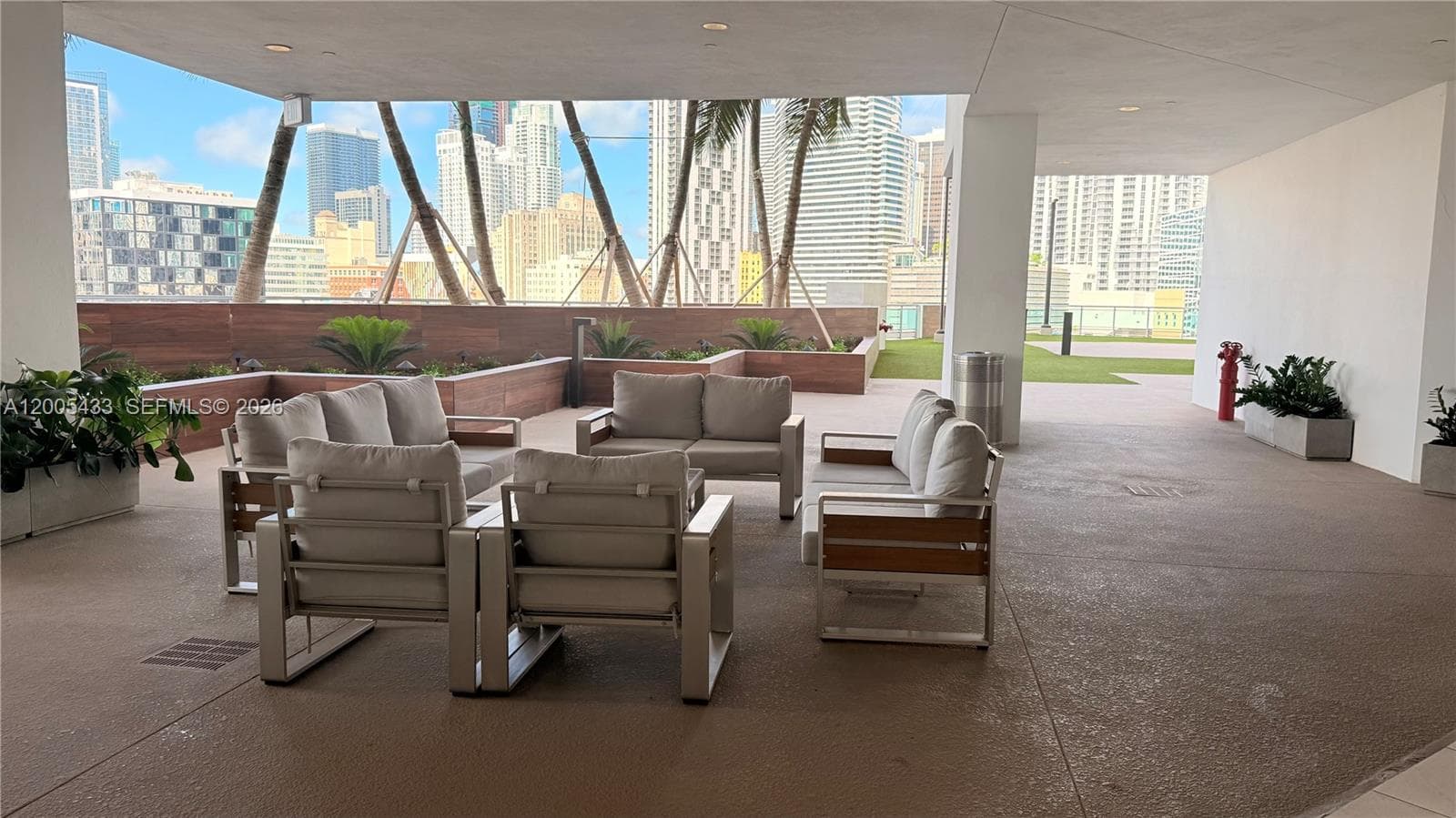 350 S Miami Ave # 3608, Miami FL 33130 — 17